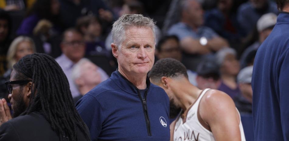Steve Kerr abre incógnita sobre su futuro: «Estos trabajos tienen fecha de vencimiento»