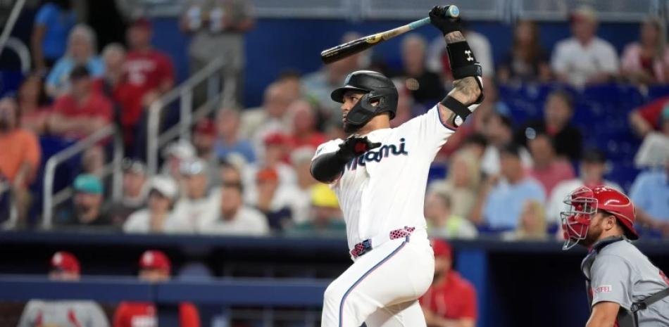 Agustín Ramírez conecta dos hits y guía triunfo de Marlins sobre San Luis