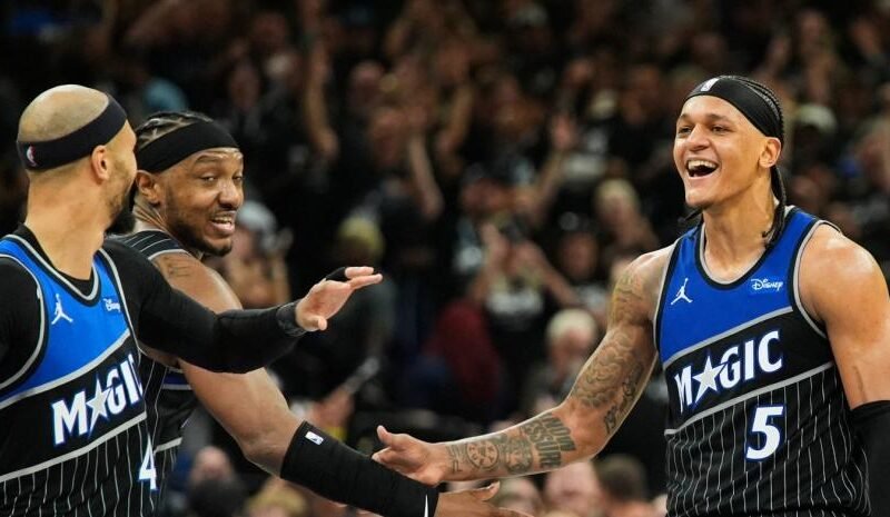 Banchero y Bane anotan 25 cada uno y los Magic dominan a los Pistons 113-105