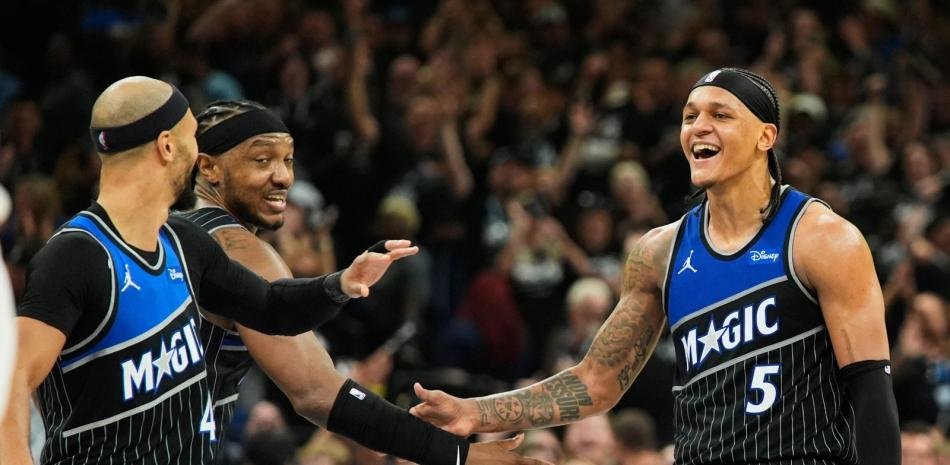 Banchero y Bane anotan 25 cada uno y los Magic dominan a los Pistons 113-105