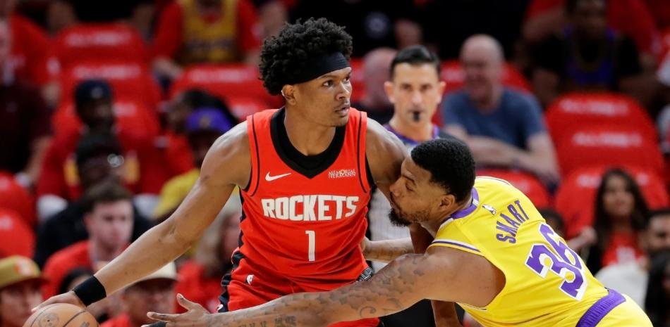 Amen Thompson evitan eliminación y vencen a los Lakers