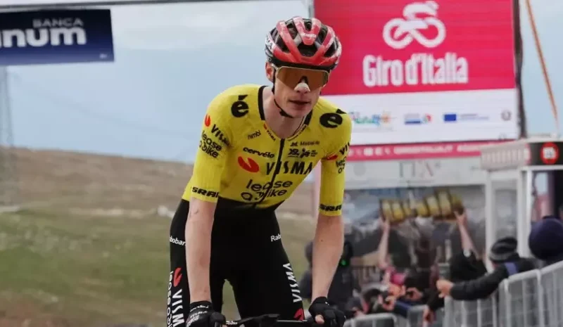 Vingegaard logra su primera victoria de etapa en el Giro de Italia