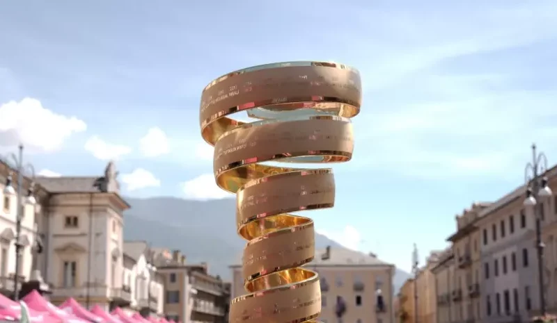 Vingegaard toma el control del Giro de Italia con triunfo en solitario en etapa 14