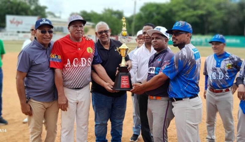 La ACDS comienza torneo de softbol dedicado