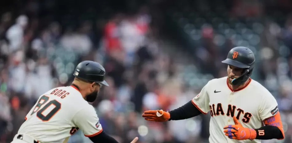 Gigantes de San Francisco contratan a Gary Pettis como coach de tercera base
