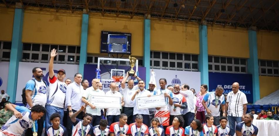 Bameso conquista Torneo Interbarrial de Baloncesto de Miderec