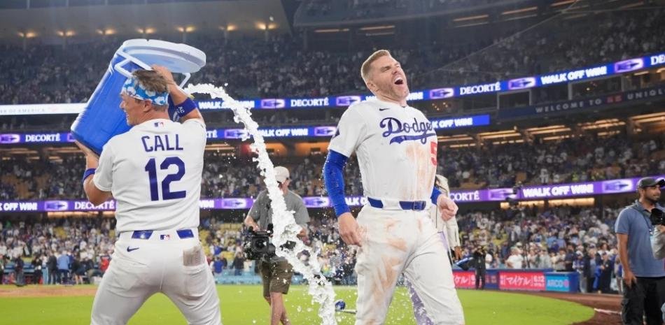 Freddie Freeman pone fin al juego con jonrón y Dodgers superan 1-0
