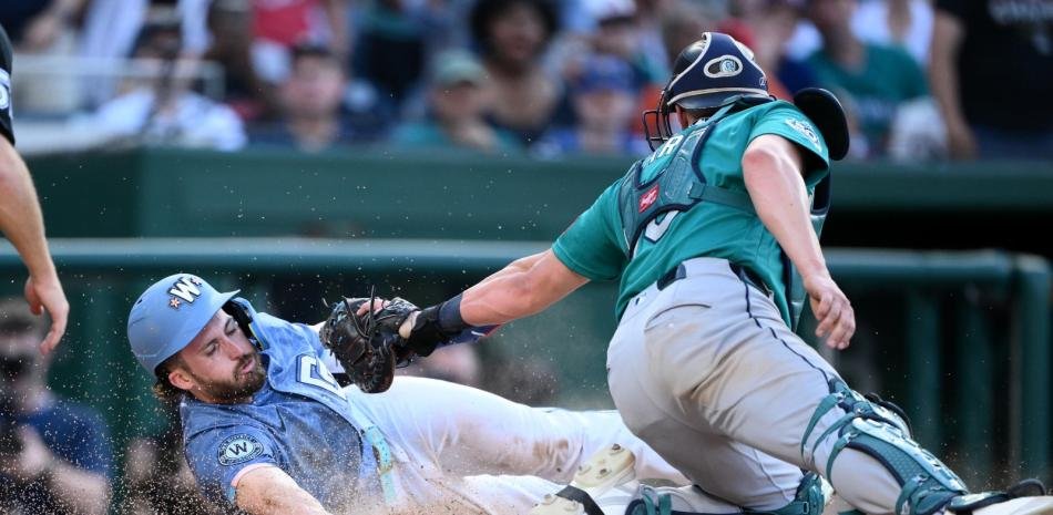 Luis García Jr. conecta un cuadrangular y Abrams lidera con tres hits en la victoria de los Nacionales